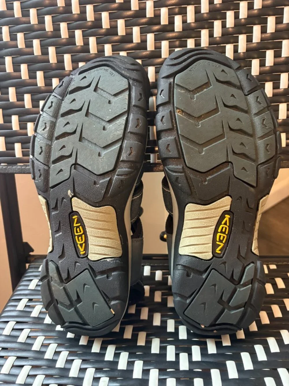 KEEN Newport H2 Waterproof Sport Sandals Men's Size 10.5 Blue Hiking Water Shoe